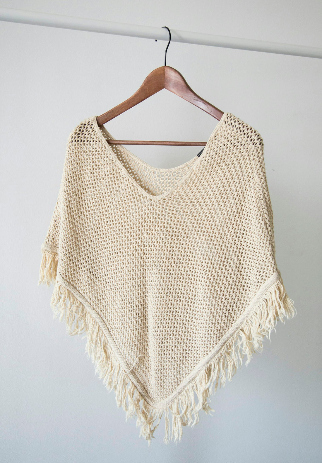 Clothing rack with wholesale fashion - wholesale clothing from Turkey