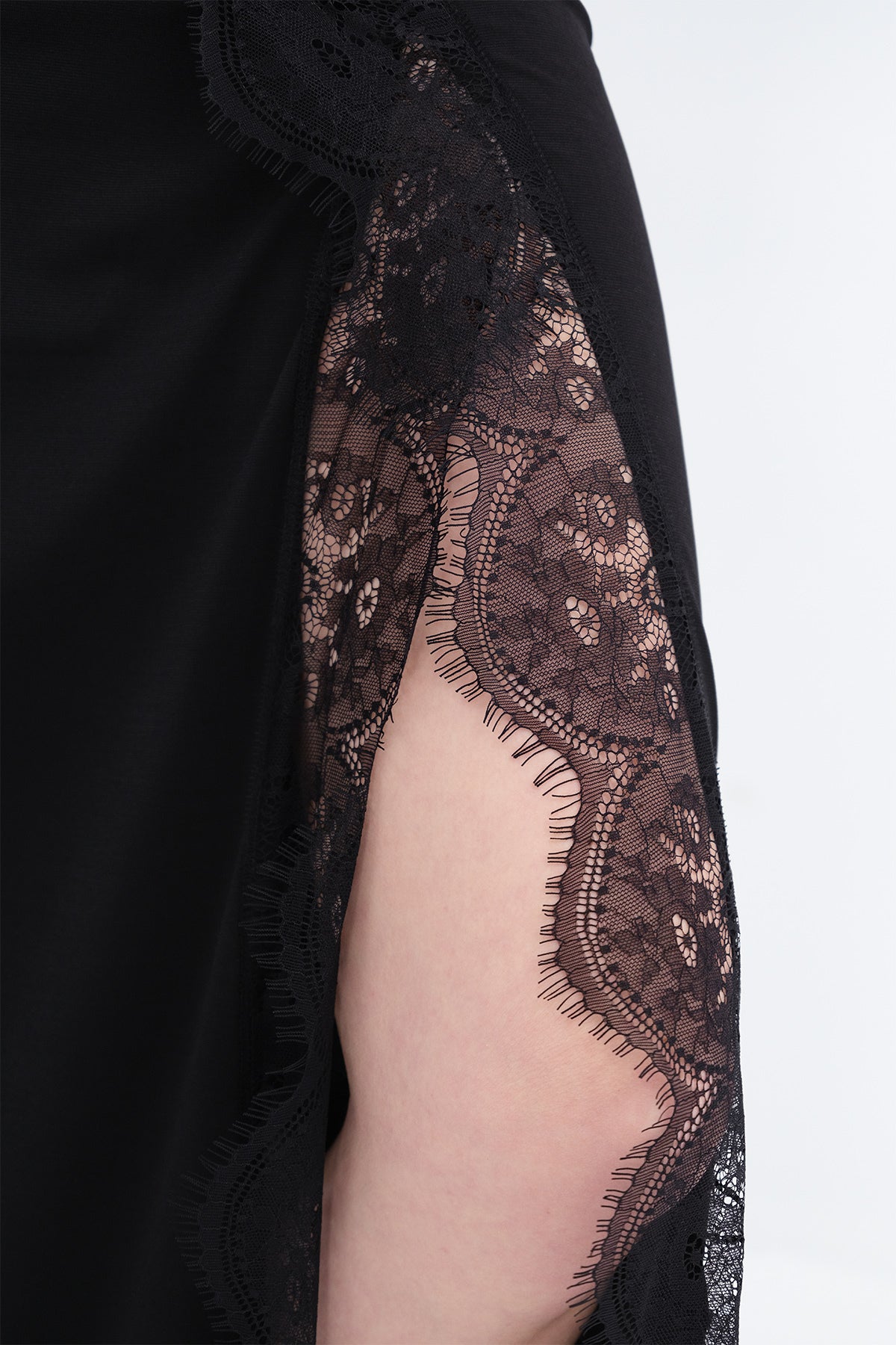 Asymmetric Cut Lace Detail Skirt E381 - Black