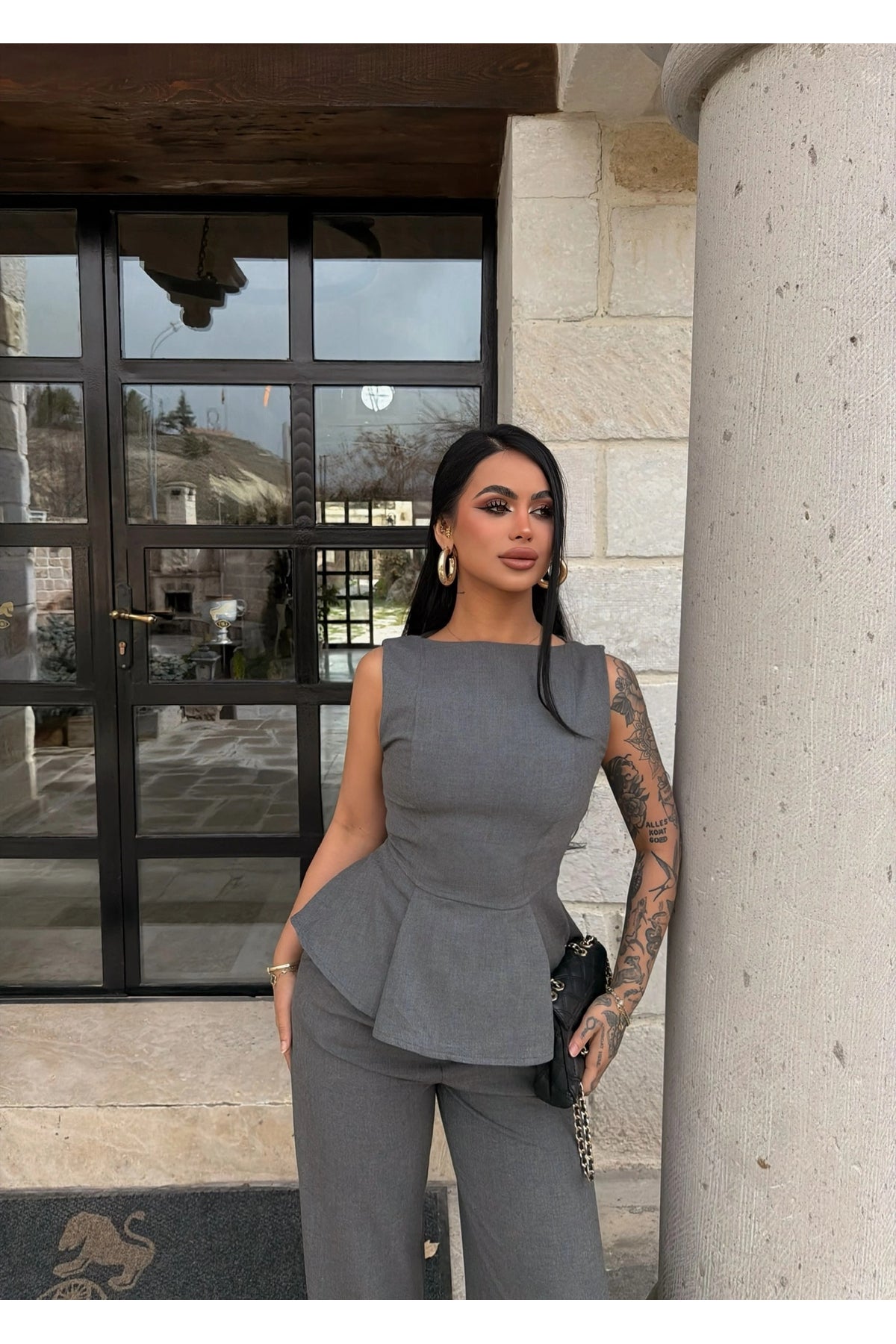 Grey Zero Sleeve Waist-fitted Set