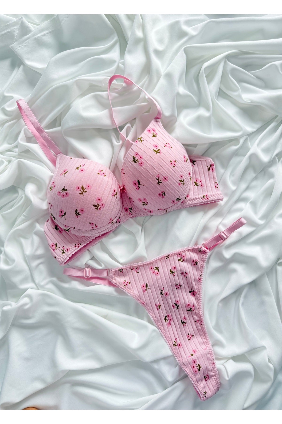 İNKO floral bra and thong set pink detail