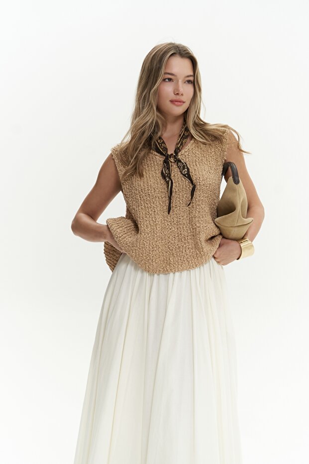 BOHEMAI Knitle Comfortable Fit Knitwear Cinnamon Crop Top - 1