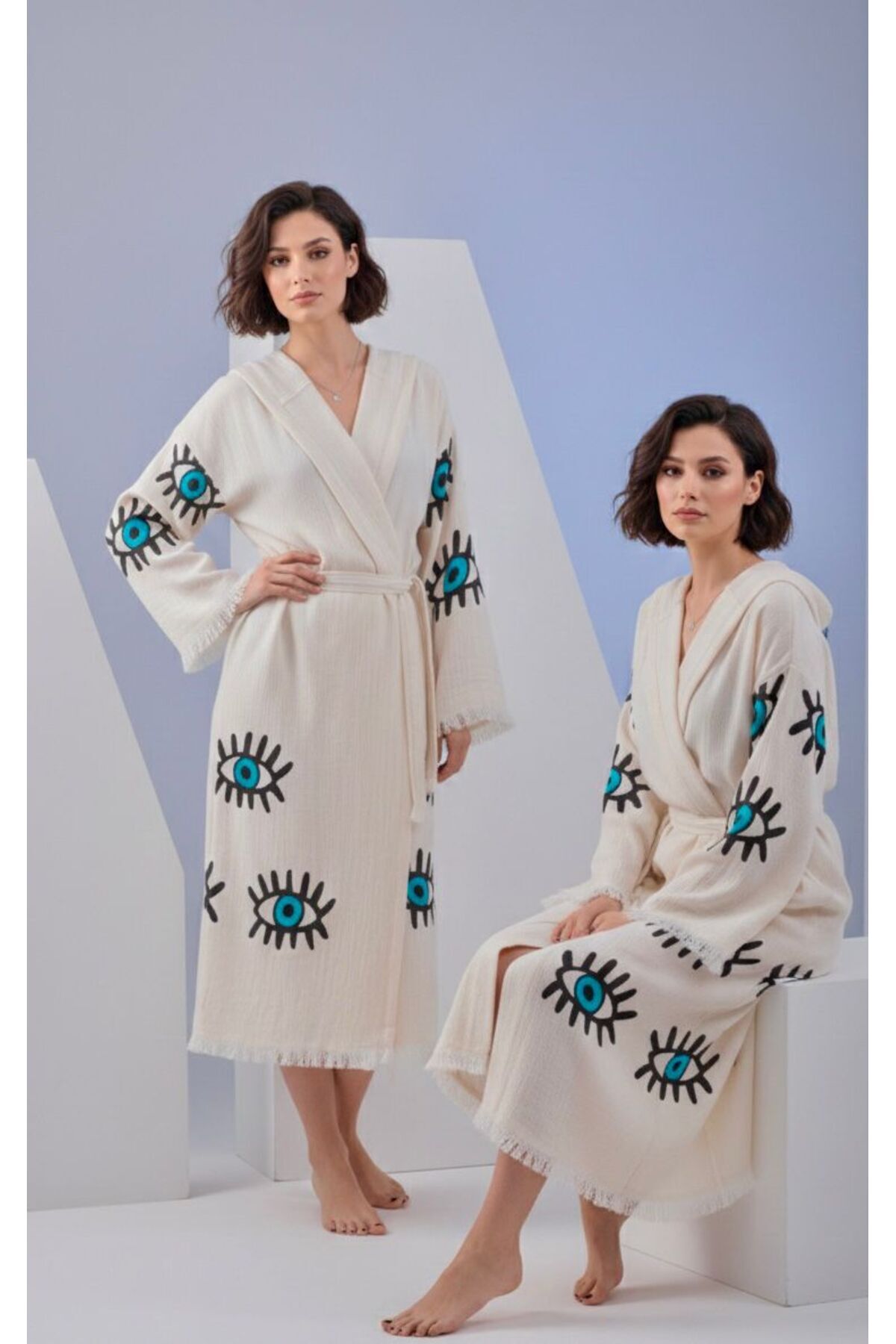 Tarzqeen bamboo muslin waffle robe in white