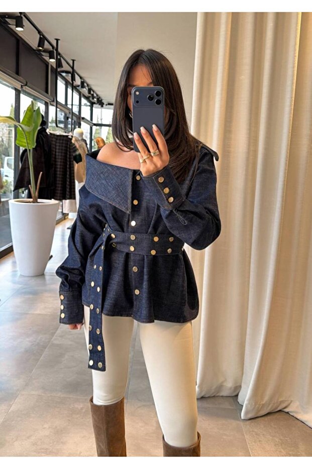 Navy Shirt Detail
