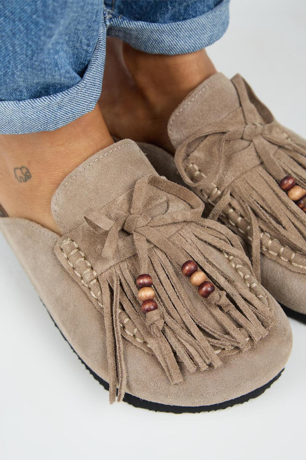 Malinda Leather Slipper Mink - Side View