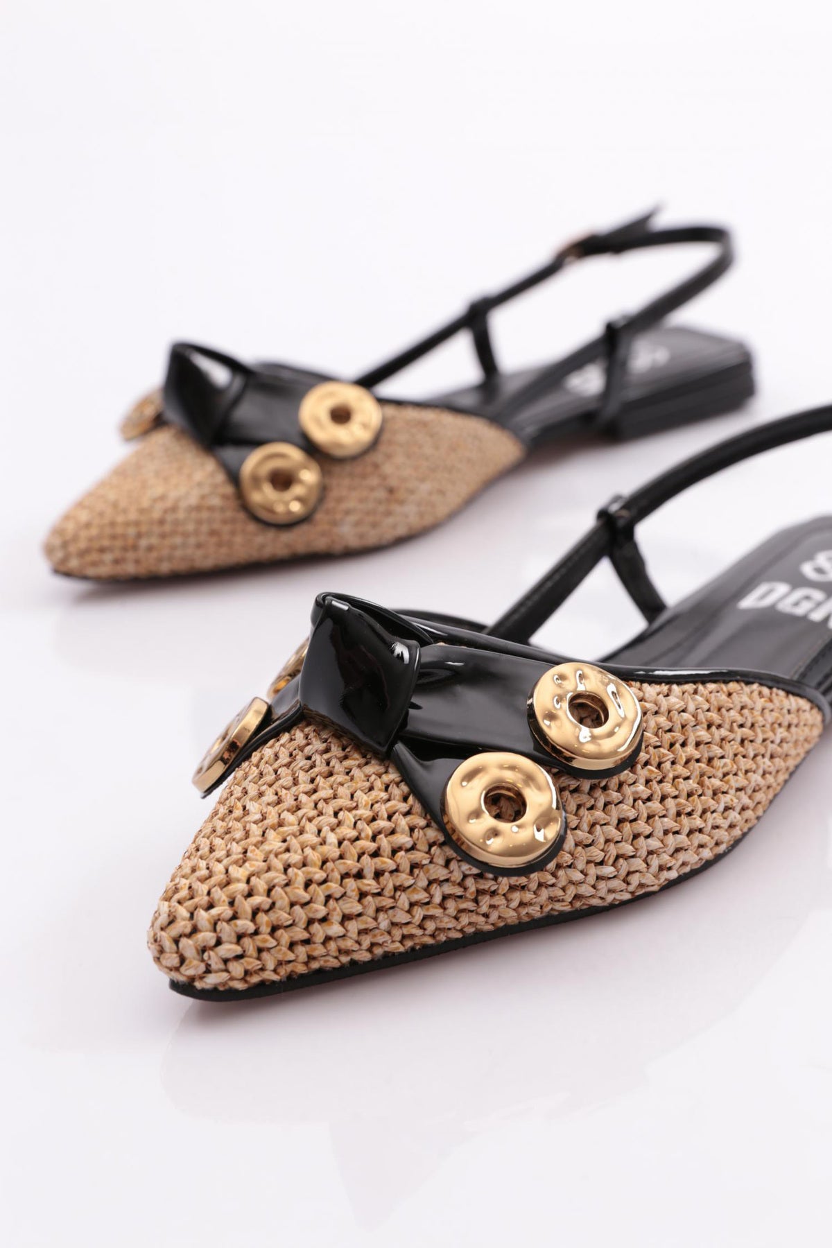 Back-tie ballerina flat black patent
