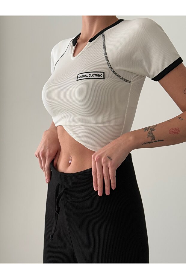 Women's Text Printed Crop - White