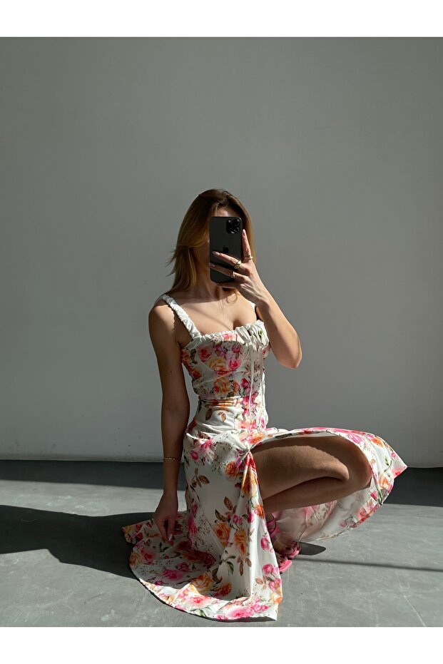 Women's White Floral Patterned Slit Midi Dress - Side view