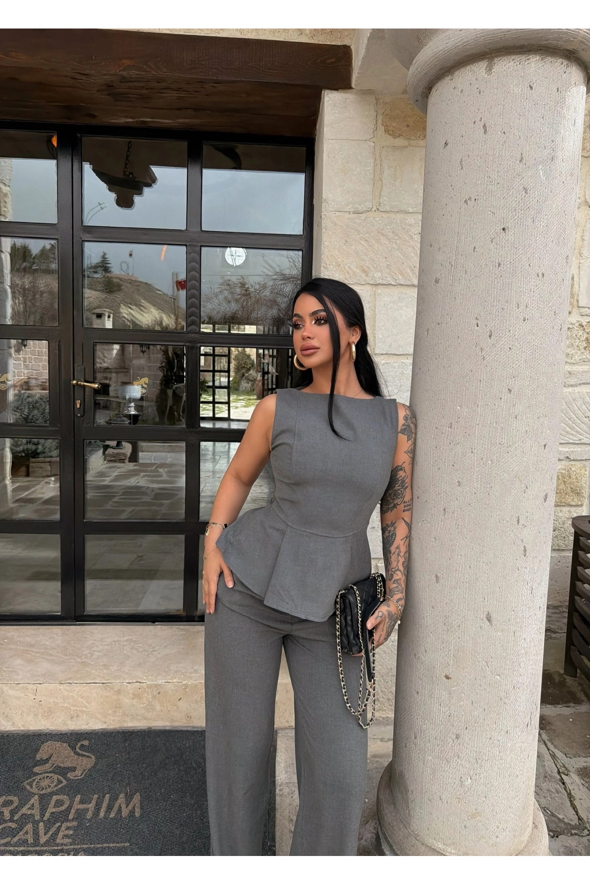 Grey Zero Sleeve Waist-fitted Set