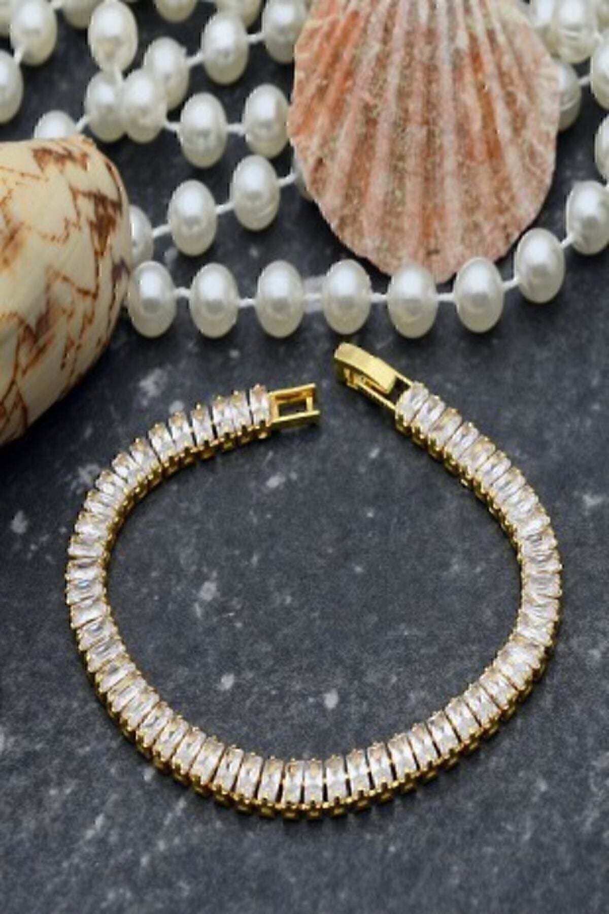 zircon tennis bracelet detail