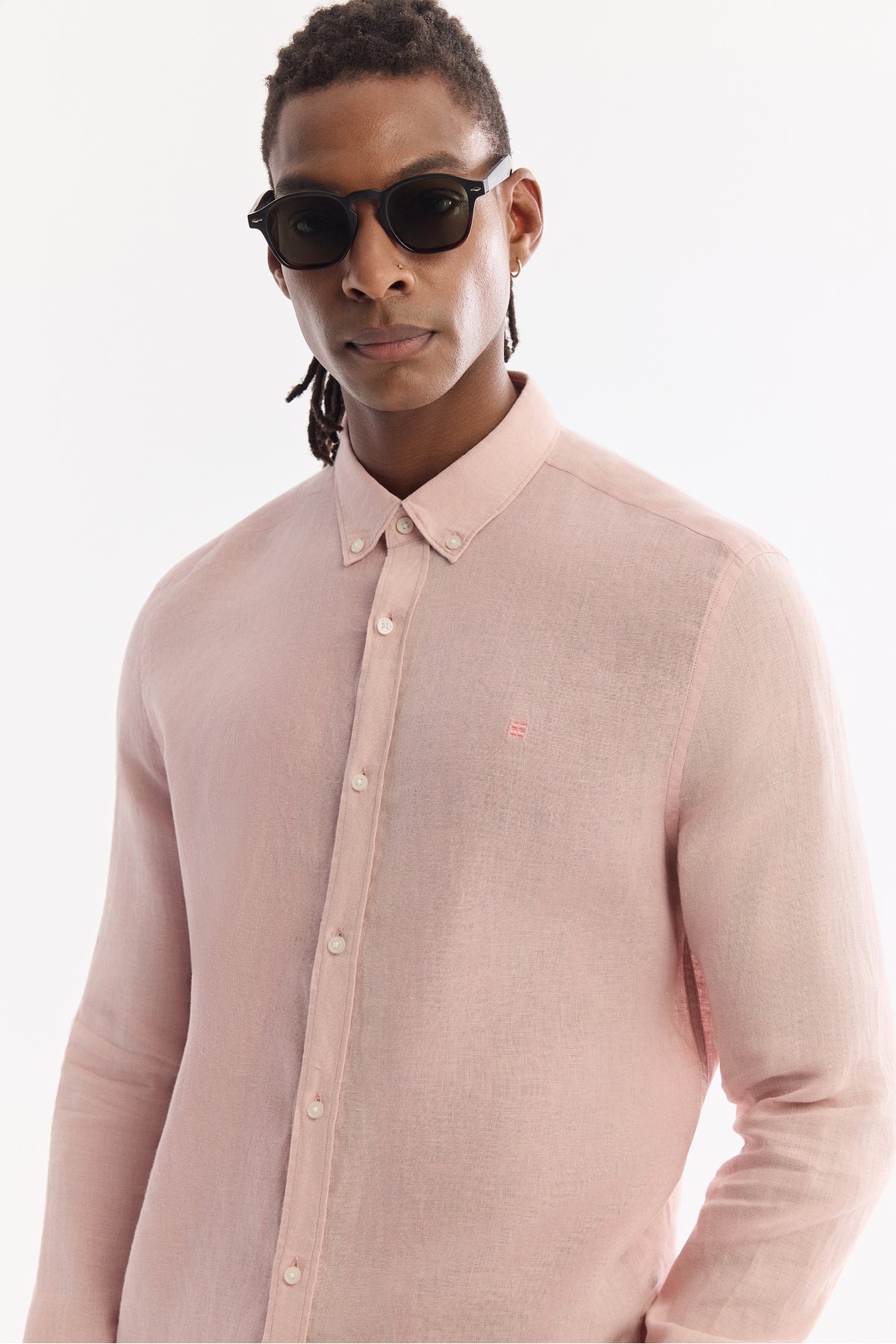 AVVA Men's Dark Pink Linen Shirt - Collar