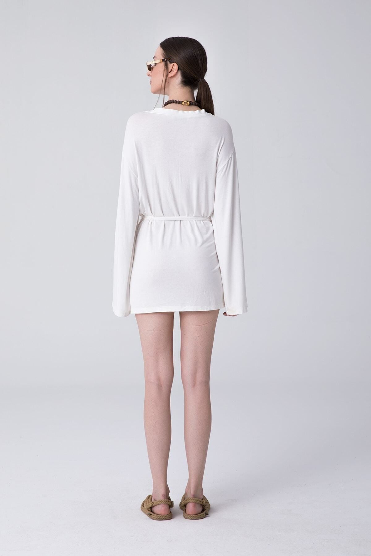 SHEISMONO Ultra Soft Zoe Kimono - White