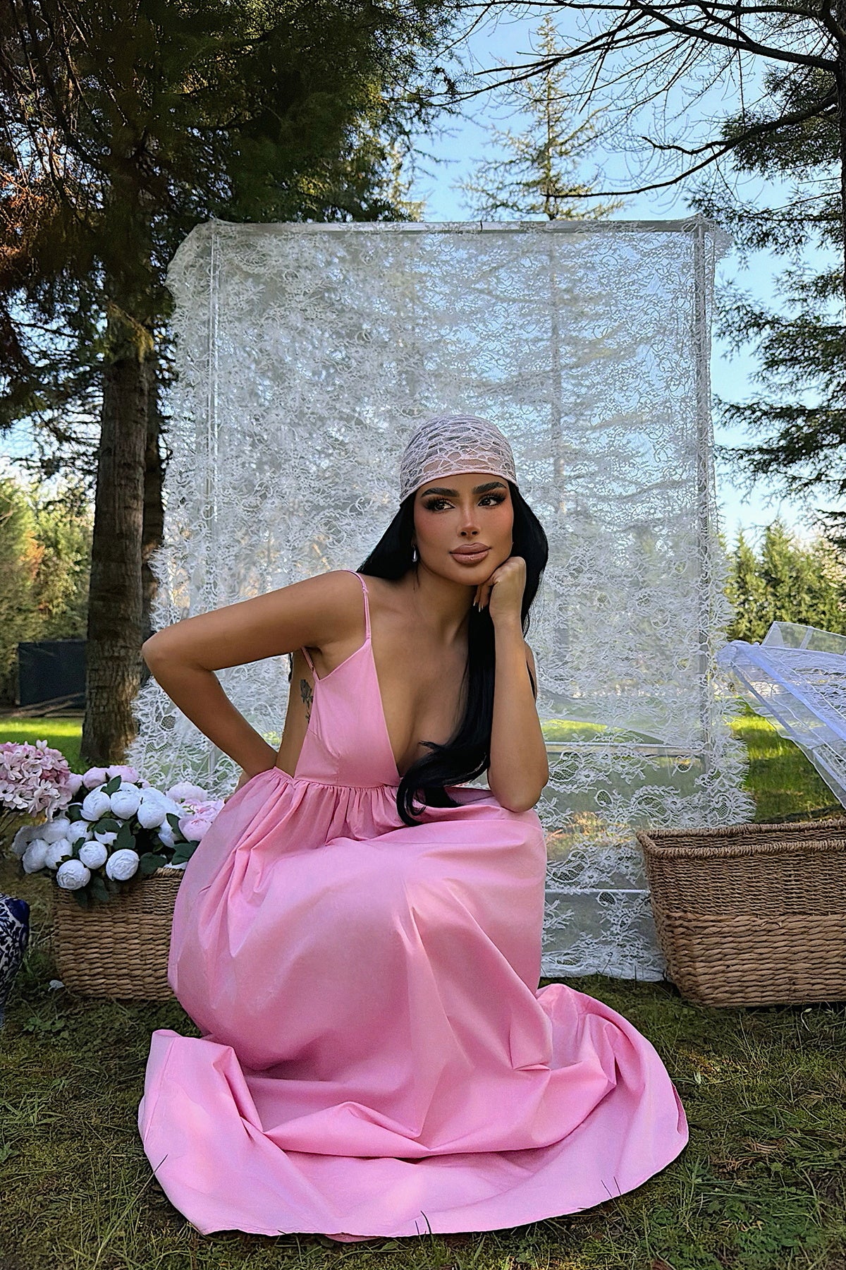 EYYO Stevie Pink V Neck Maxi Dress - Detail
