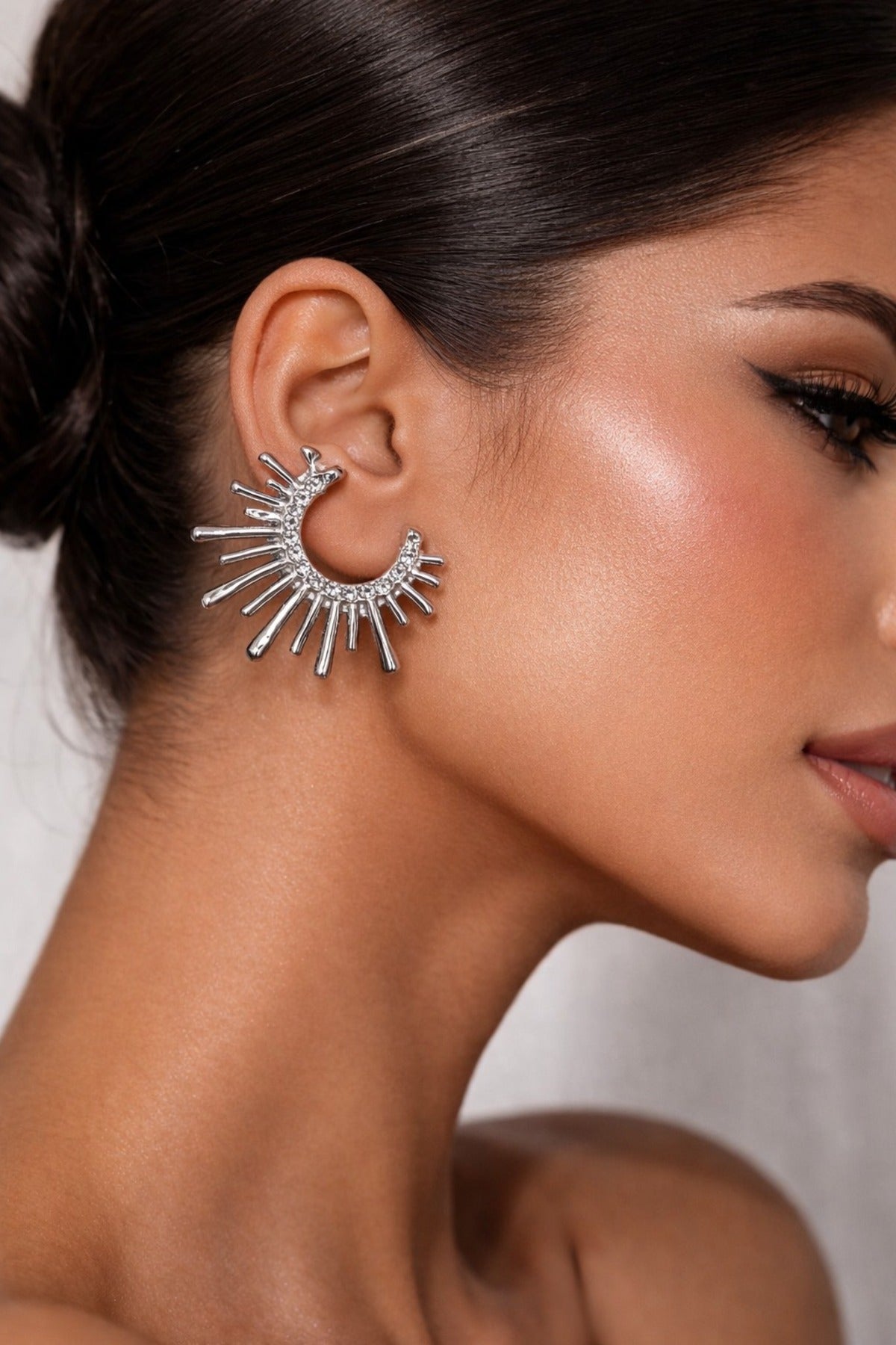 silver studs detail