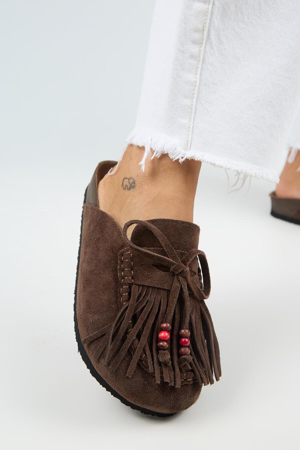 Manijero Malinda genuine leather sabo slipper brown - side view