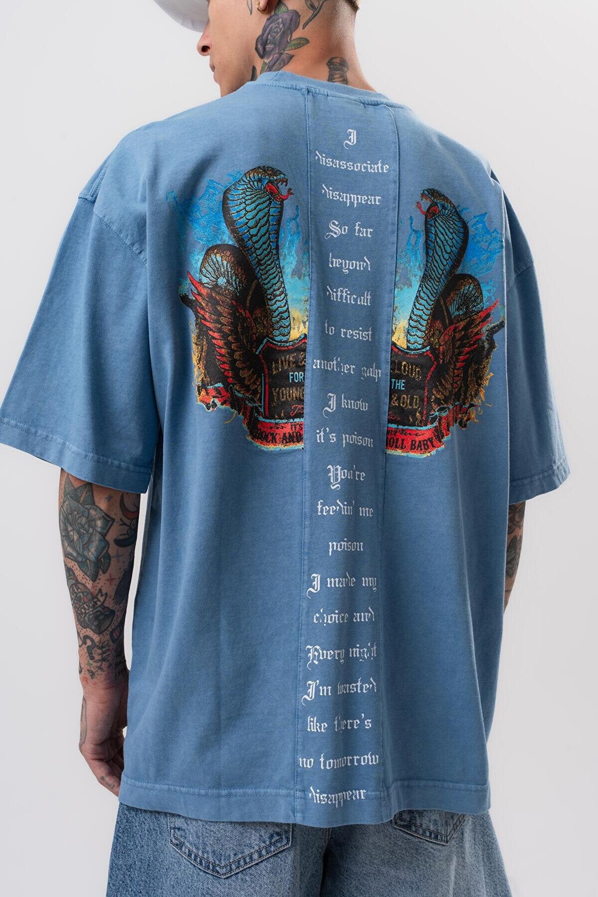 Respire snake print oversize t-shirt blue side