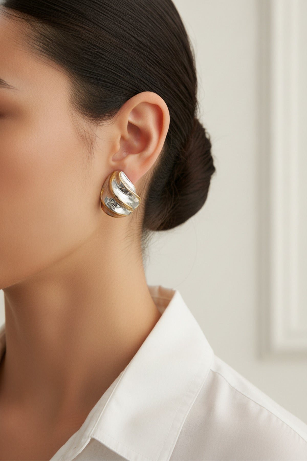 Jack Ferrero Women's Gray & Yellow Modern Wavy Statement Earrings detail