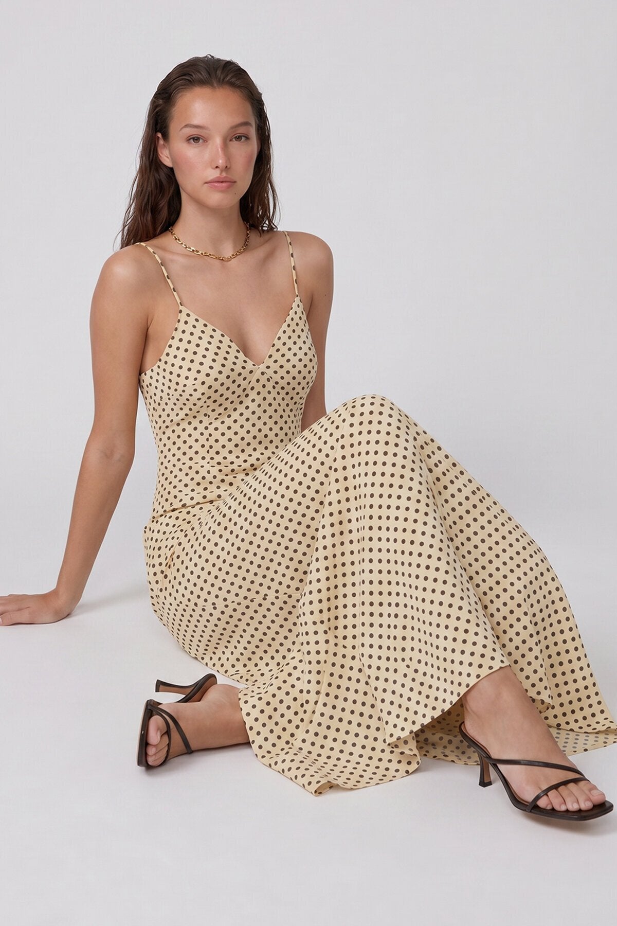 VAGGON Thin Strap Polka Dot Patterned Textured Maxi Dress - View 2