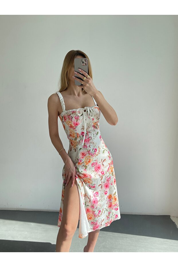 Women's White Floral Patterned Slit Midi Dress - Slit detail