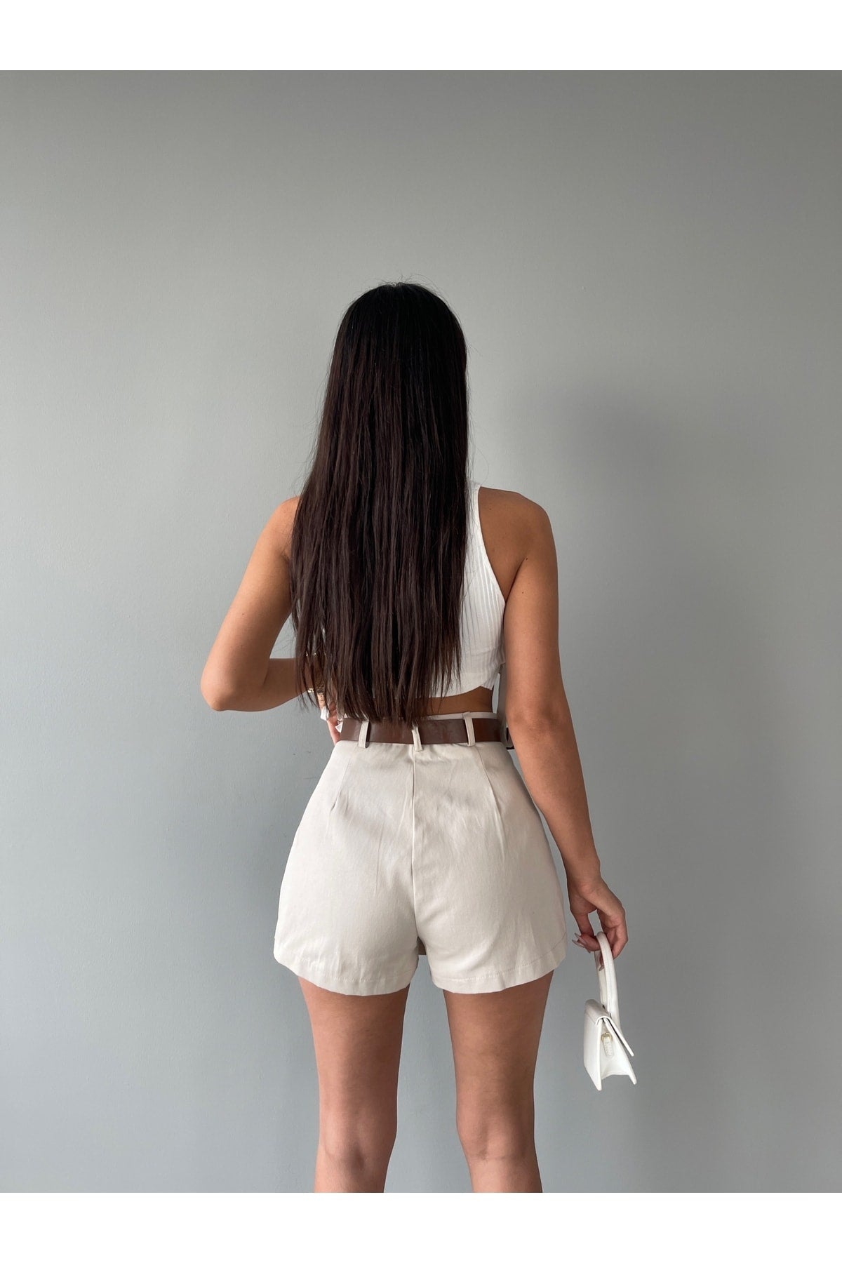 LB LALUNA BUTIK Women's Cream Pleated Belted Mini Skort